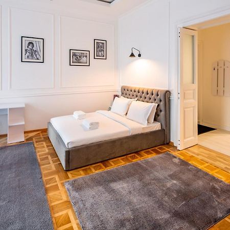 Alfa Apartments Grushevskoho 7 Львов Экстерьер фото
