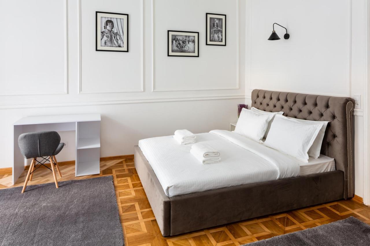 Alfa Apartments Grushevskoho 7 Львов Экстерьер фото